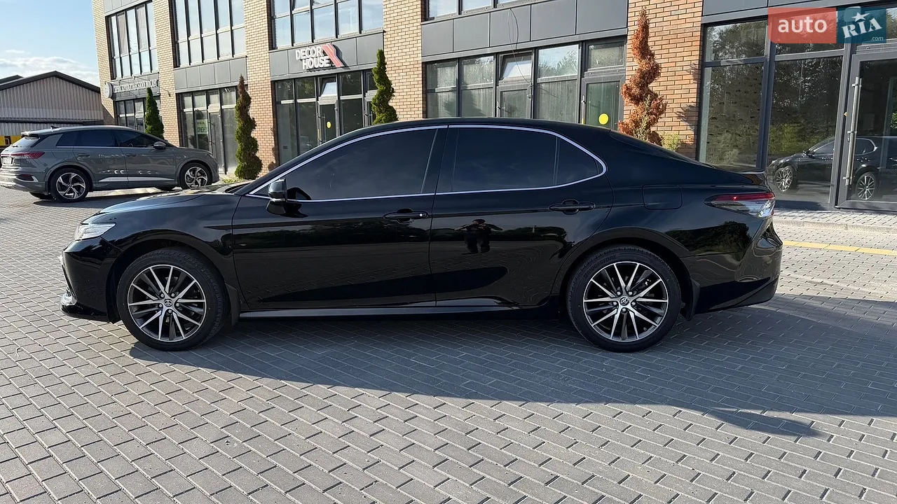 2024 Toyota Camry - мініатюра 3
