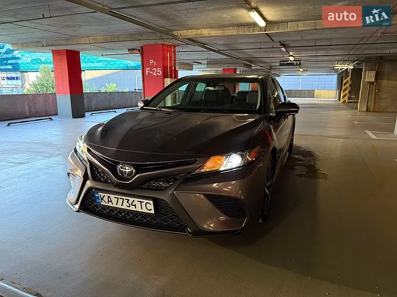 Toyota Camry 2020