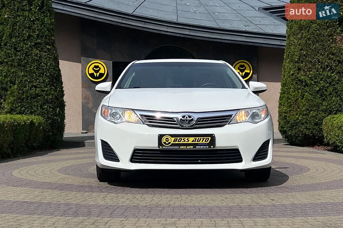 2013 Toyota Camry - мініатюра 2
