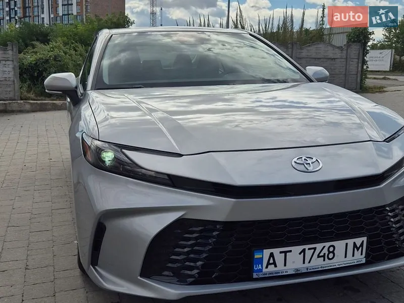 Toyota Camry 2024