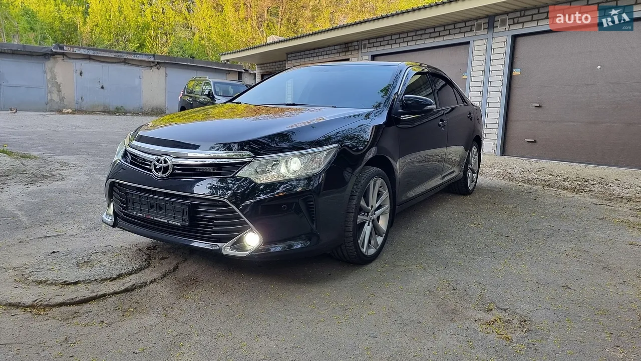 2017 Toyota Camry - мініатюра 2