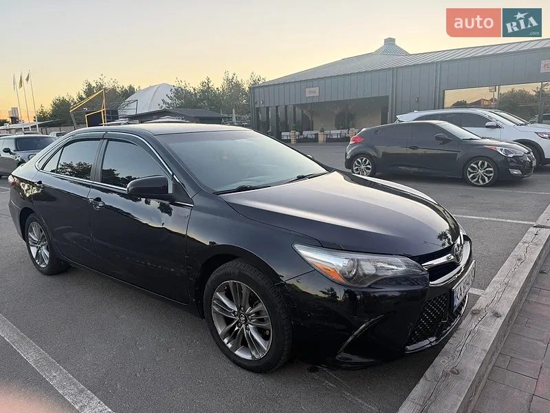 Toyota Camry 2017