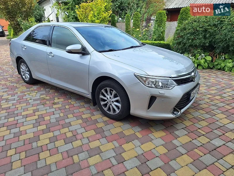 Toyota Camry 2017