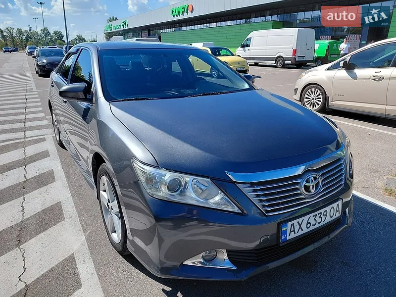 Toyota Camry 2014