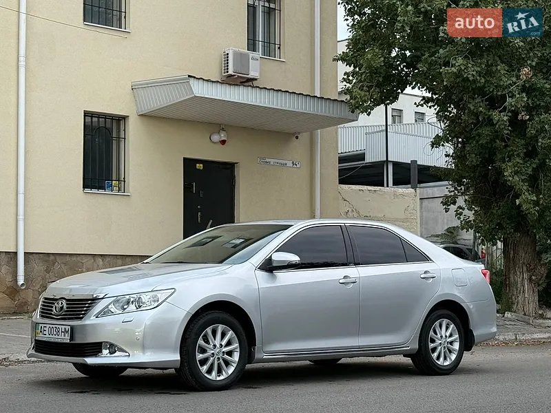 Toyota Camry 2013