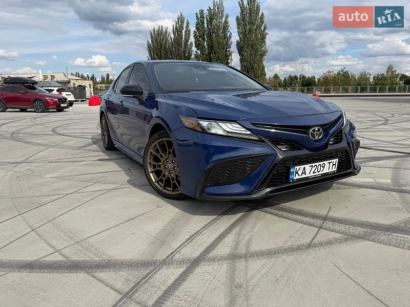 Toyota Camry 2023