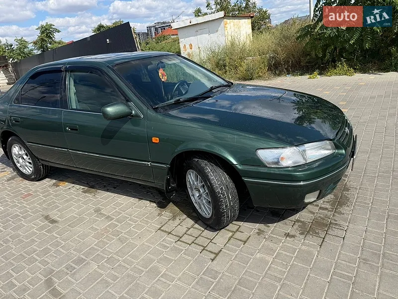 Toyota Camry 1999