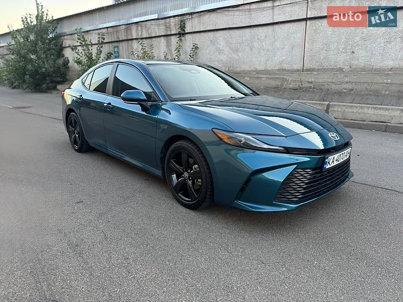 Toyota Camry 2024