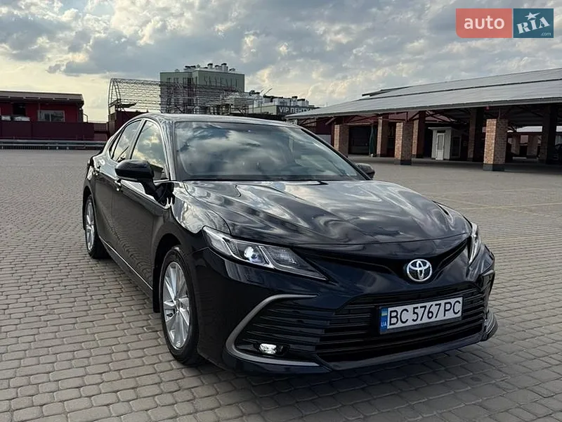 Toyota Camry 2022