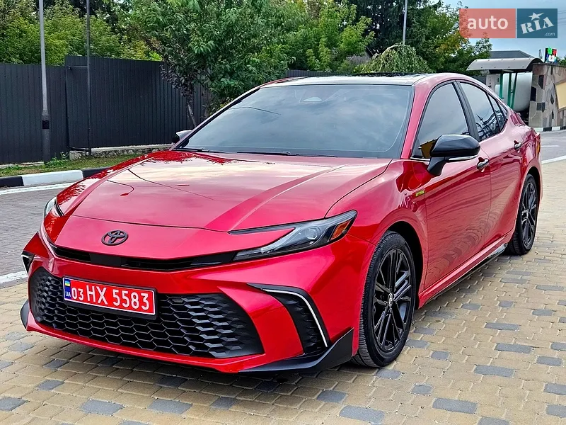 Toyota Camry 2025