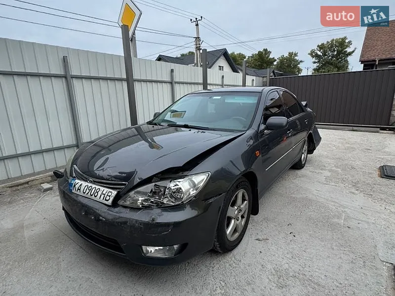 Toyota Camry 2005