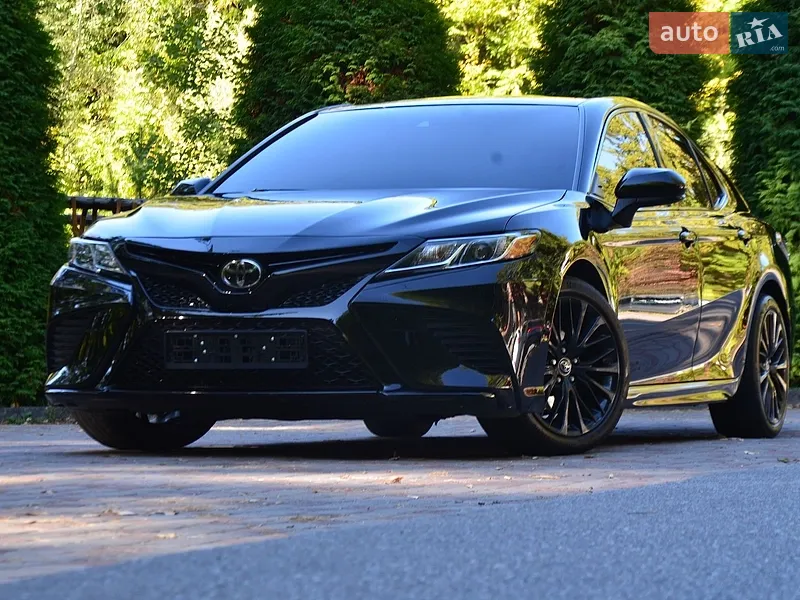 Toyota Camry 2018