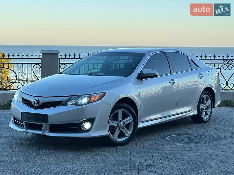 Toyota Camry 2013