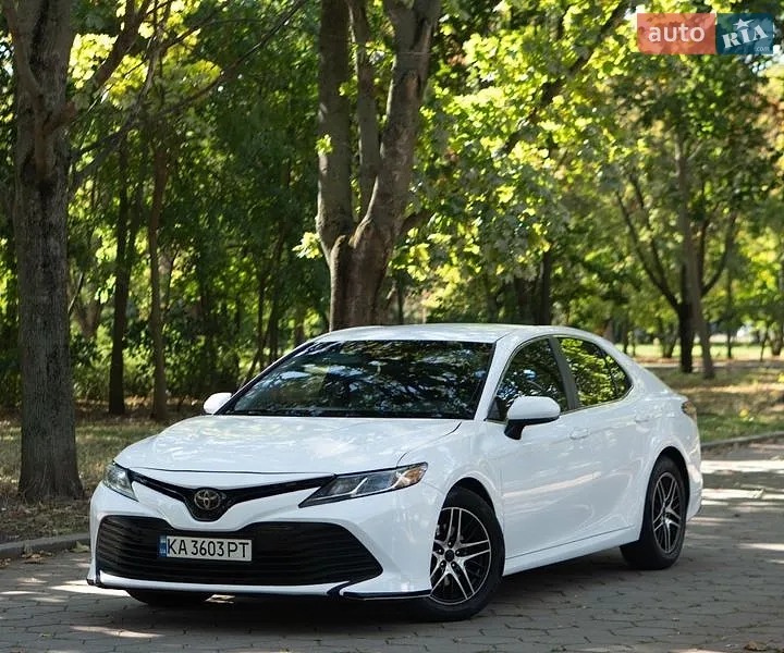 Toyota Camry 2018