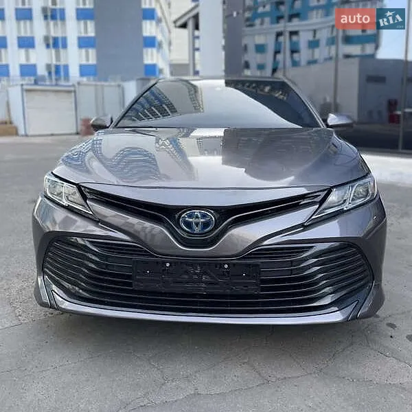 Toyota Camry 2020