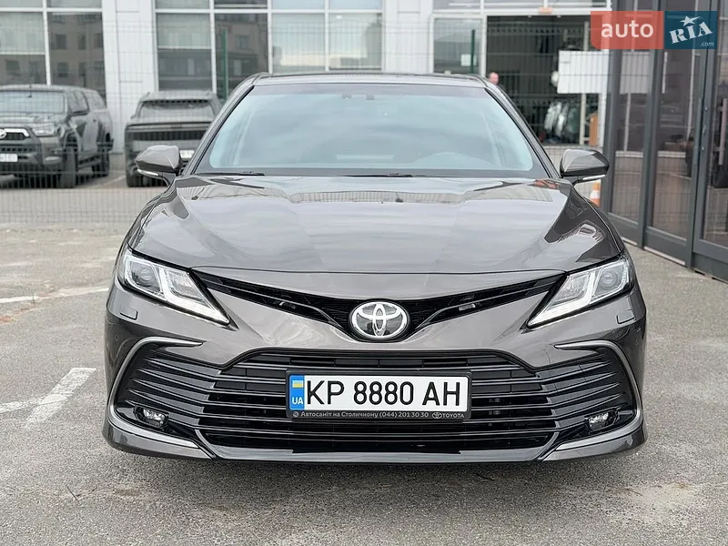 Toyota Camry 2023