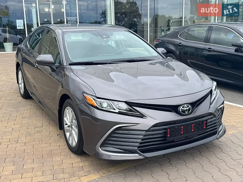 Toyota Camry 2023