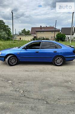 Toyota Carina E  1993