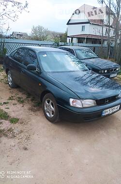 Toyota Carina E  1993