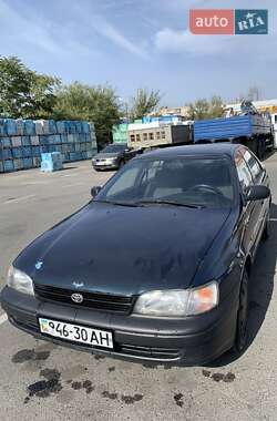 Toyota Carina E  1995