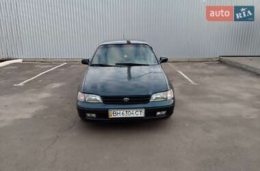 Toyota Carina E  1995