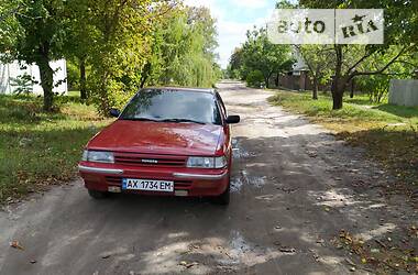 Toyota Carina  1990