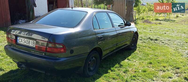 Toyota Carina