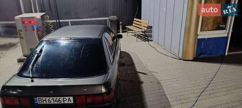 Універсал Toyota Carina