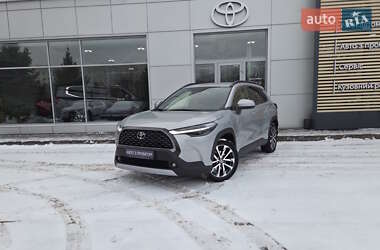 Toyota Corolla Cross  2024