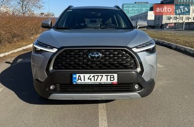 Toyota Corolla Cross  2024