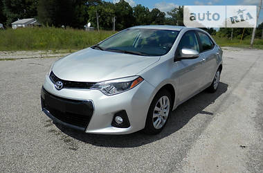 Toyota Corolla  2015