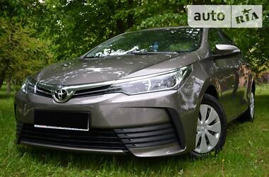 Toyota Corolla 1. 6 NEFARBOVANA 2016
