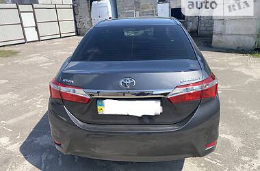 Toyota Corolla  2013