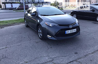 Toyota Corolla LE 2016