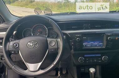 Toyota Corolla  2013