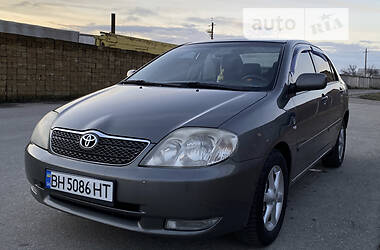 Toyota Corolla  2004