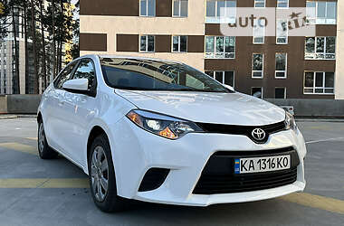 Toyota Corolla  2015