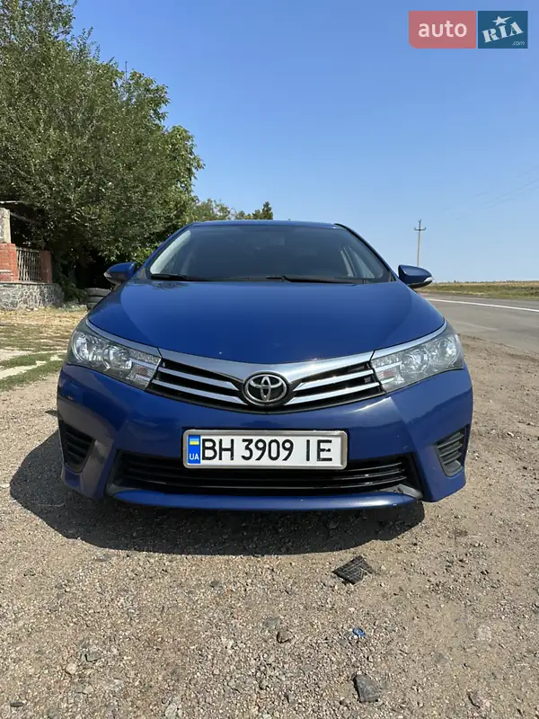 Toyota Corolla 2015