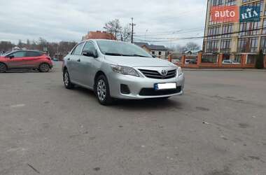 Toyota Corolla  2012