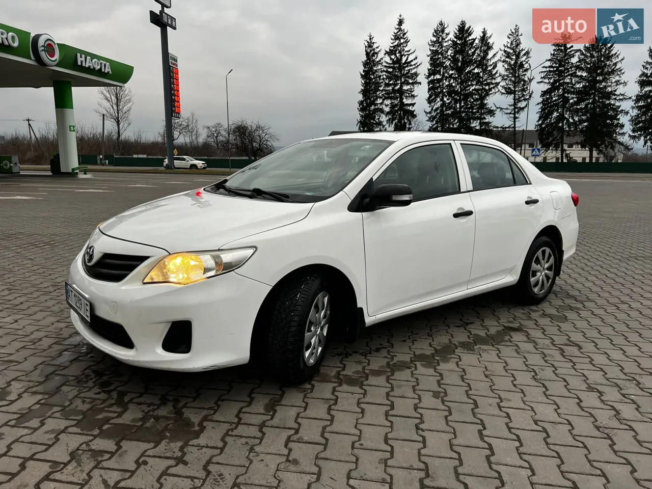 2010 Toyota Corolla - мініатюра 3