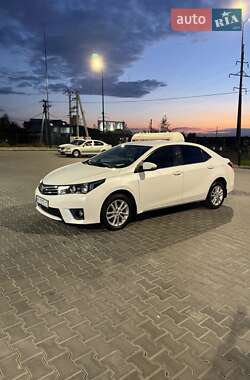 Toyota Corolla  2015