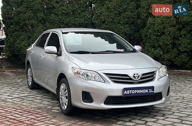 Toyota Corolla  2011