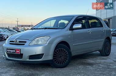 Toyota Corolla  2004