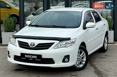 Toyota Corolla  2011