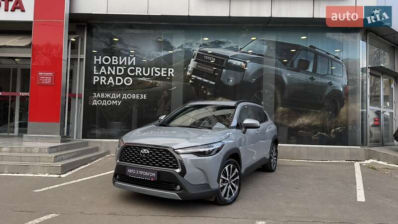 Внедорожник / Кроссовер Toyota Corolla