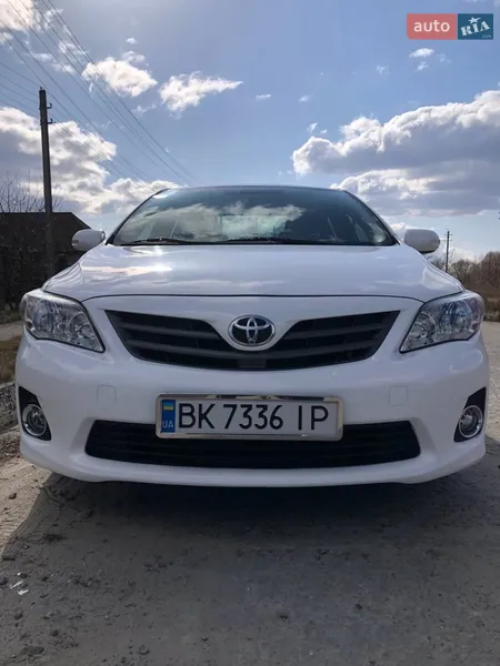 Toyota Corolla 2011