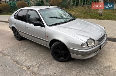 Toyota Corolla 1998