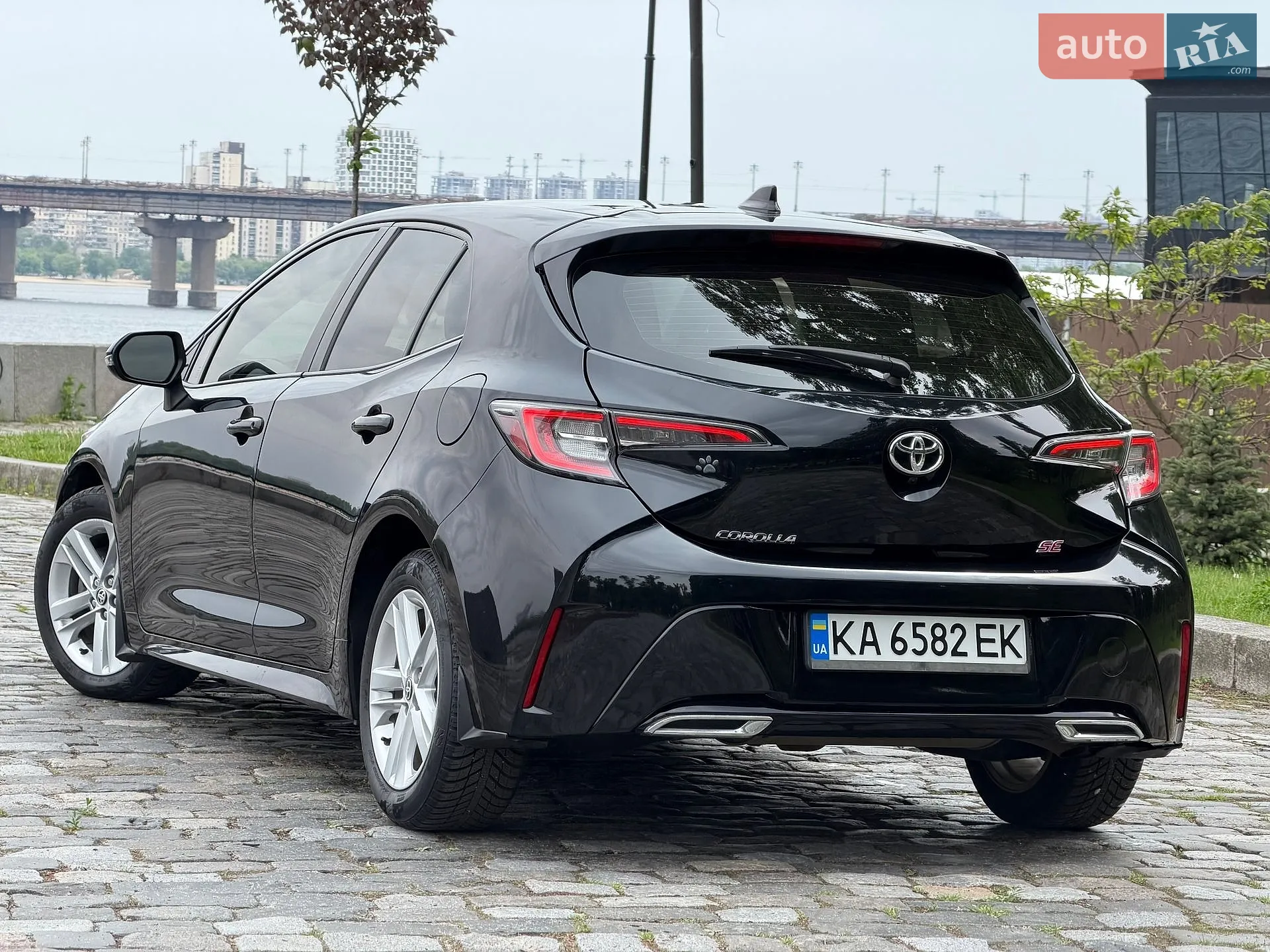 Toyota Corolla 2019 VIN JTNK4RBE7K3038171 фото оголошення 2 з 41
