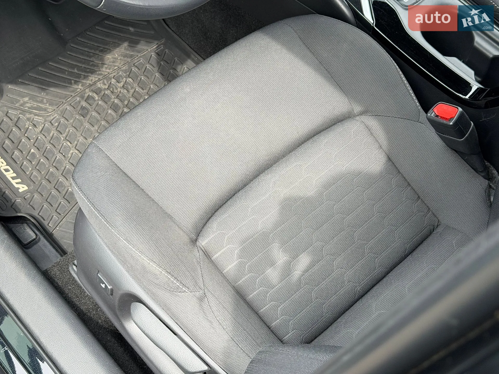 Toyota Corolla 2019 VIN JTNK4RBE7K3038171 фото оголошення 15 з 41