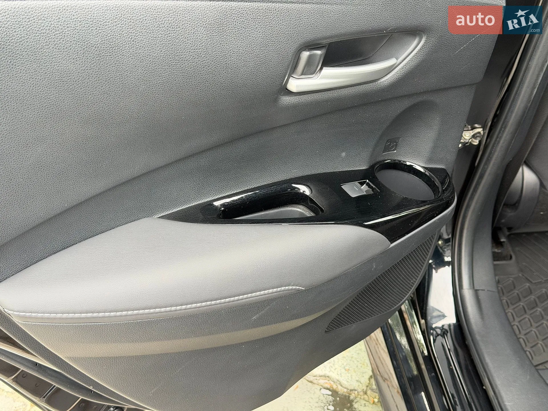 Toyota Corolla 2019 VIN JTNK4RBE7K3038171 фото оголошення 20 з 41
